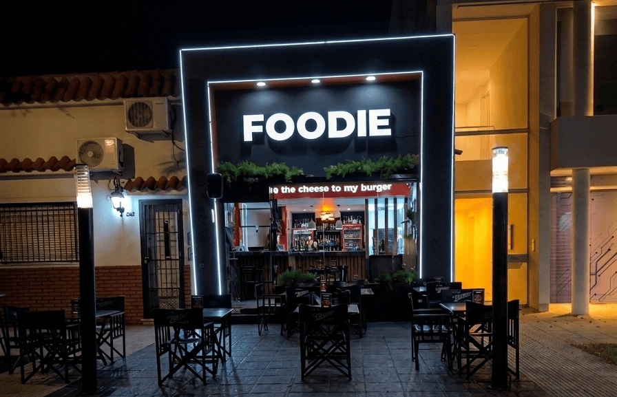 Foodie Burger & Bar